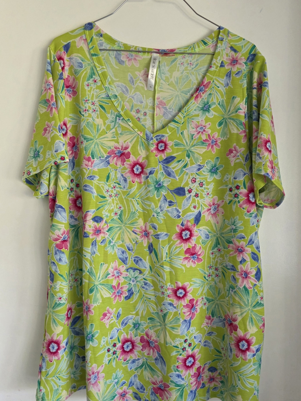 Floral V-Neck Short Sleeve Top - Lime Green XL